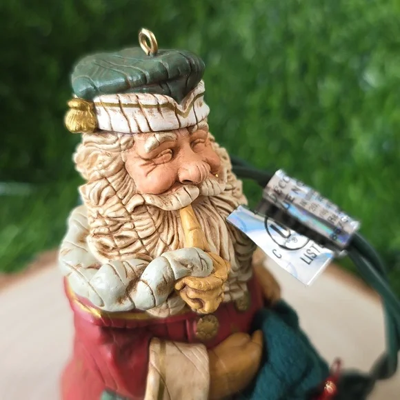 1997 Hallmark Santa Ornament Untested - Picture 3 of 5